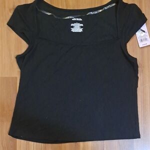 Wild Fable Jet Black Short Sleeve Tee